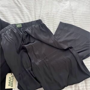 Daily Drills Silky Resort Pant